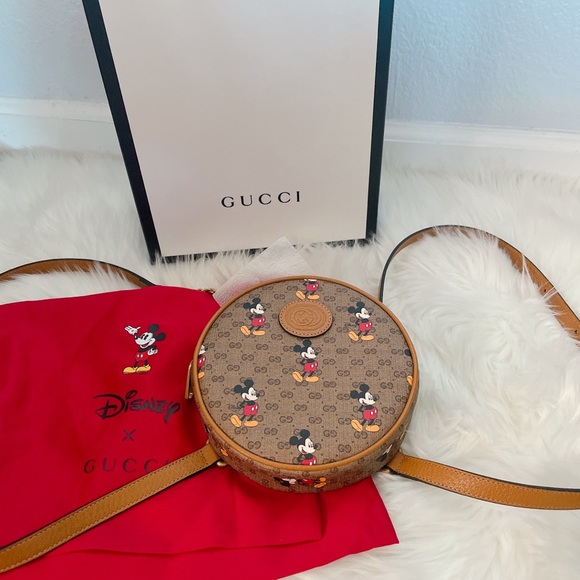 Gucci x Disney Mickey Mouse round backpack - Picture 3 of 9